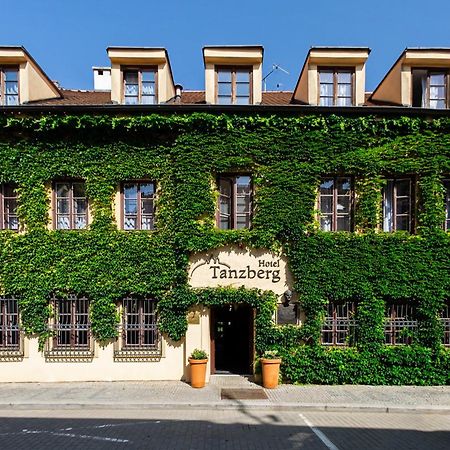 Hotel Tanzberg Mikulov Exterior photo